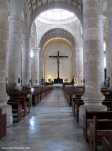 Cathedral de San Ildefonso Interior