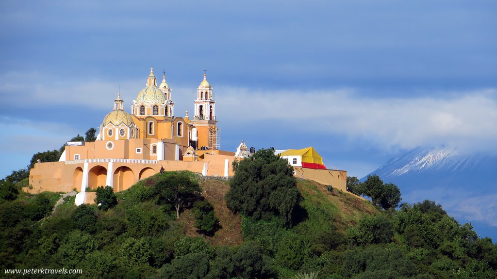  Iglesia de Nuestra Señora de los Remedios and Popocatepetl