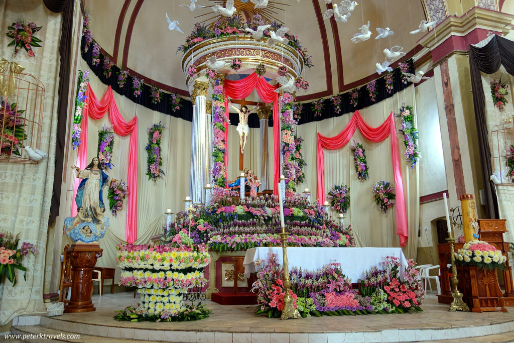 Interior of Parroquia de Santa María Magdalena in Xico, Veracruz