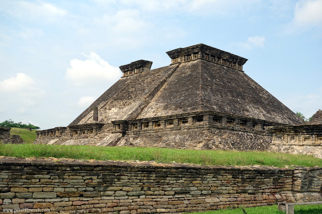 Building 5 at El Tajín