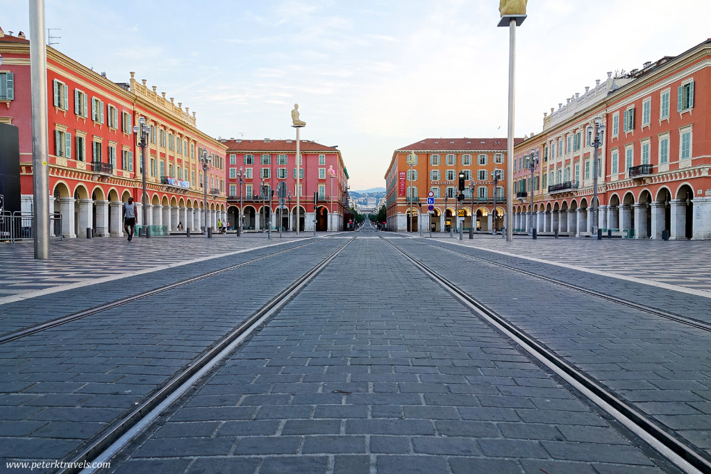 Place Massena at Dawn -- when it is quiet