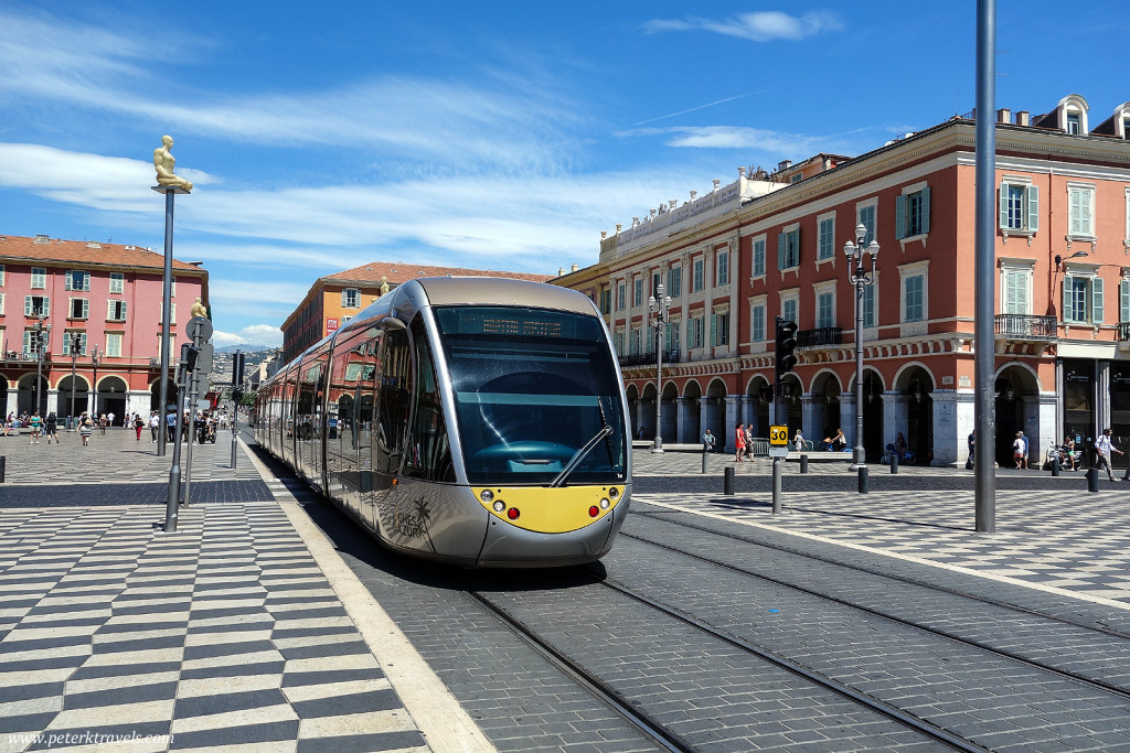 Tram, Place Massena