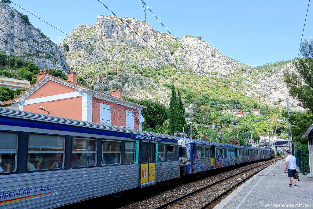 Train at Ez Sur Mer